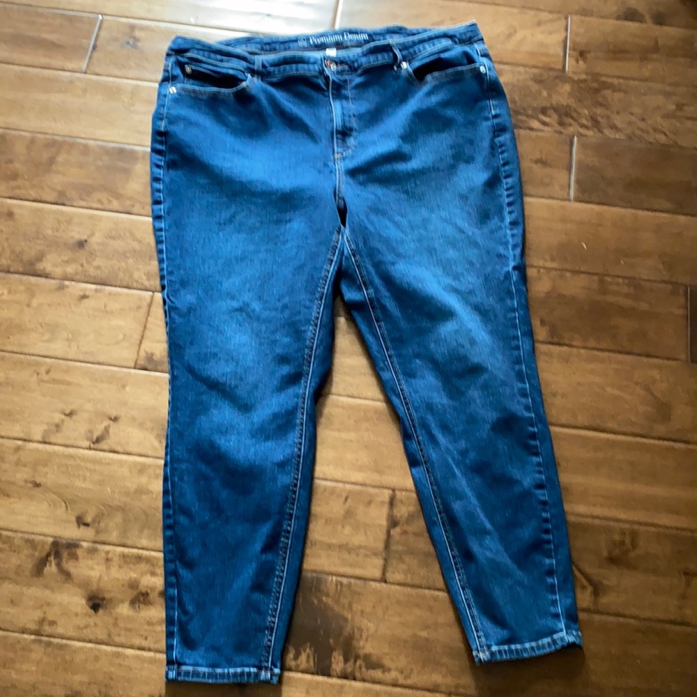 Dark wash skinny Jean